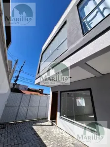 Sobrado com 2 Quartos à venda, 74m² no Ingleses do Rio Vermelho, Florianópolis