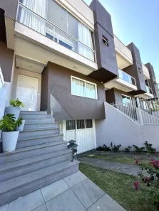 Sobrado com 3 Quartos à venda, 180m² no Colina Sorriso, Caxias do Sul