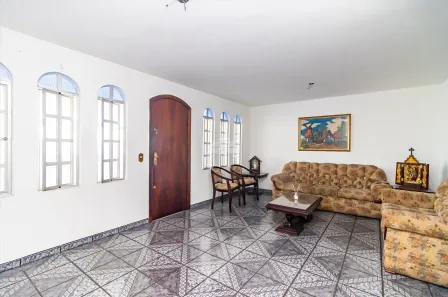 Sobrado com 3 Quartos à venda, 140m² no Boqueirão, Curitiba