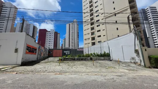 Ponto Comercial para alugar, 302m² no Cocó, Fortaleza