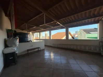 Sobrado com 3 Quartos à venda, 234m² no Parque Jaçatuba, Santo André
