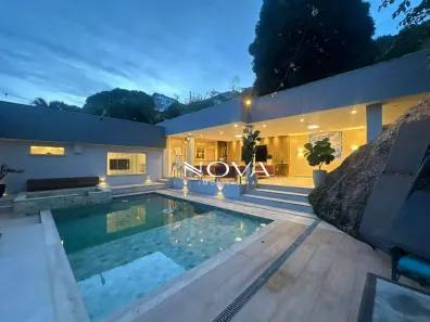 Casa com 3 Quartos à venda, 400m² no São Francisco, Niterói