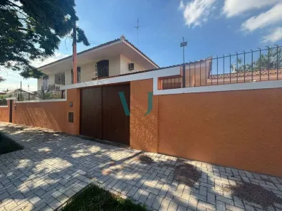 Casa com 4 Quartos para alugar, 300m² no Jardim São Carlos, Campinas