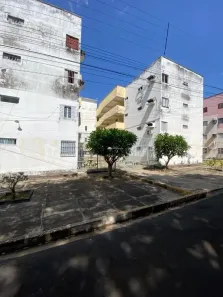 Apartamento com 3 Quartos para alugar, 70m² no Parque São João, Teresina