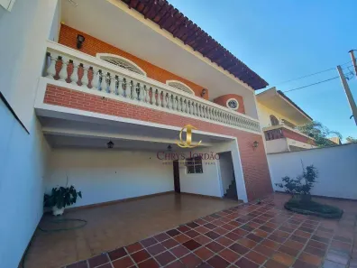 Casa com 3 Quartos à venda, 235m² no Vila Jardini, Sorocaba
