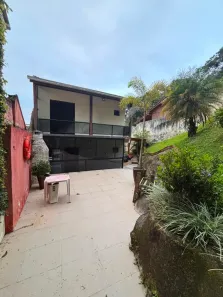 Casa com 2 Quartos para alugar, 92m² no Zimbros, Porto Belo