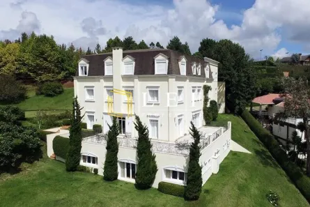 Casa com 7 Quartos à venda, 1596m² no Vila Abernéssia, Campos do Jordão