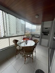 Apartamento com 3 Quartos para alugar, 98m² no Centro, Balneário Camboriú