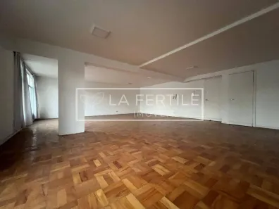 Sala Comercial para alugar, 119m² no Centro, Curitiba