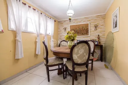 Casa com 6 Quartos à venda, 390m² no Jardim Itu, Porto Alegre