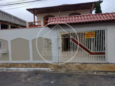 Sobrado com 4 Quartos para alugar, 200m² no Jardim das Imbuias, São Paulo