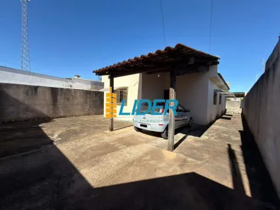 Casa com 3 Quartos à venda, 70m² no Custódio Pereira, Uberlândia