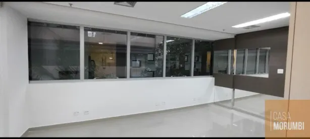 Sala Comercial para alugar, 35m² no Vila Andrade, São Paulo