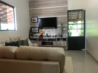 Fazenda/Sítio com 4 Quartos à venda, 215m² no Bosque dos Eucaliptos, Araçoiaba da Serra