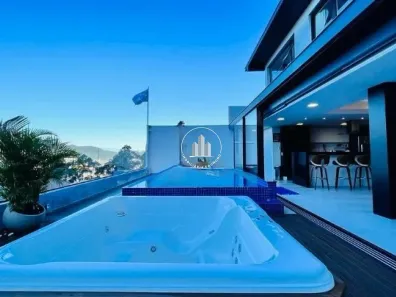 Casa com 4 Quartos à venda, 287m² no Trindade, Florianópolis