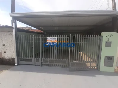 Casa com 2 Quartos para alugar, 125m² no Balneário Riviera, Americana