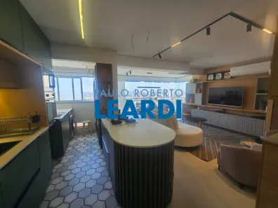 Apartamento com 2 Quartos à venda, 79m² no Vila Anastácio, São Paulo