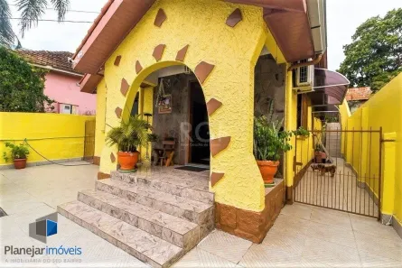 Casa com 2 Quartos à venda, 330m² no Partenon, Porto Alegre