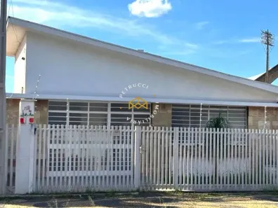 Casa com 5 Quartos para alugar, 356m² no Vila Lemos, Campinas