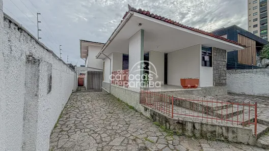 Casa com 3 Quartos para venda ou aluguel, 360m² no Brisamar, João Pessoa