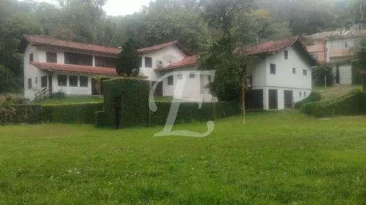Casa de Condomínio com 4 Quartos para alugar, 1100m² no Roseira, Mairiporã