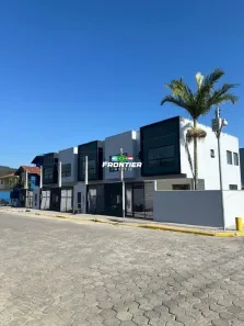 Sobrado com 3 Quartos à venda, 95m² no Vila Nova, Porto Belo