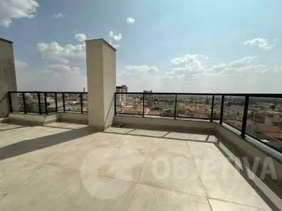 Cobertura com 3 Quartos para alugar, 260m² no Granada, Uberlândia