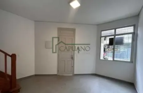 Casa com 3 Quartos para alugar, 90m² no Vila Romana, São Paulo