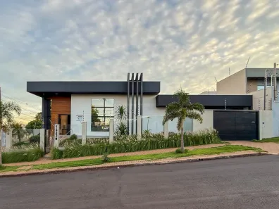 Casa com 2 Quartos à venda, 276m² no Vila Santo Antônio, Maringá