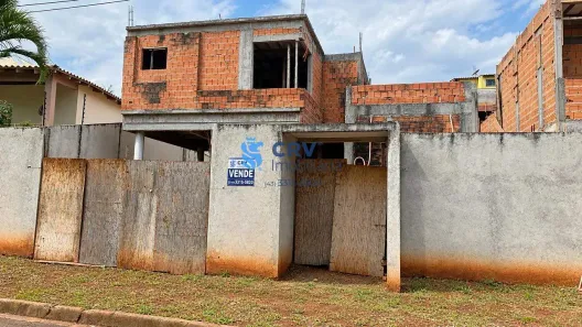 Casa com 3 Quartos à venda, 279m² no Hedy, Londrina