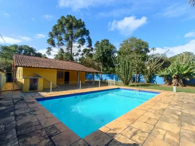 Casa com 4 Quartos para alugar, 150m² no Chácara Tropical (Caucaia do Alto), Cotia