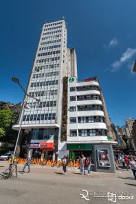 Sala Comercial à venda, 172m² no Centro Histórico, Porto Alegre