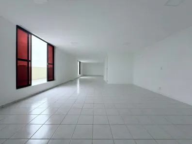 Sala Comercial para alugar, 135m² no Zona Industrial, Brasília