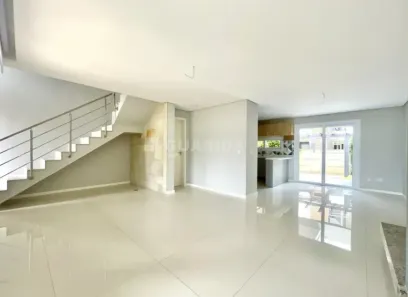 Casa de Condomínio com 3 Quartos para alugar, 146m² no Hípica, Porto Alegre