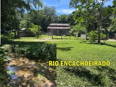 Fazenda/Sítio com 3 Quartos à venda, 1700m² no Centro, Cachoeiras de Macacu