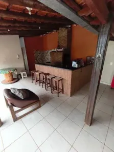 Casa com 3 Quartos à venda, 225m² no Santa Mônica, Uberlândia