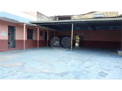 Prédio Comercial à venda, 3696m² no Presidente Kennedy, Fortaleza