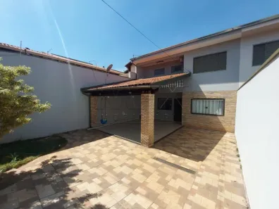 Casa com 3 Quartos à venda, 188m² no Vila Becheli, Bauru
