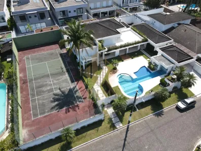 Casa de Condomínio com 7 Quartos à venda, 611m² no Jardim Acapulco, Guarujá