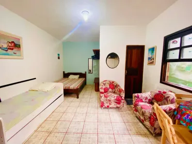 Casa com 1 Quarto para alugar, 40m² no Itamambuca, Ubatuba