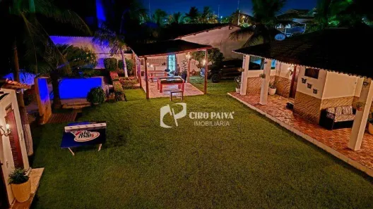 Casa com 10 Quartos à venda, 550m² no Beberibe, Beberibe