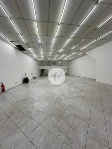 Ponto Comercial para alugar, 300m² no Vila Linda, Santo André