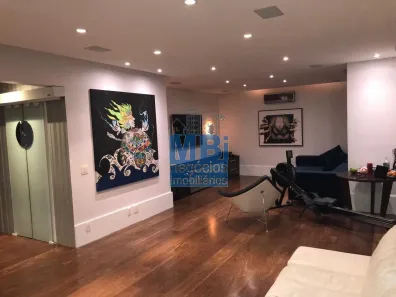 Apartamento com 3 Quartos para alugar, 170m² no Santo Amaro, São Paulo