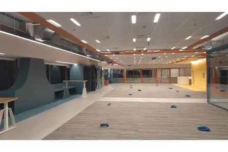 Sala Comercial para alugar, 1602m² no Parque Industrial Tomas Edson, São Paulo