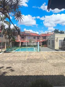 Sobrado com 3 Quartos para alugar, 180m² no Parque Amazônia, Goiânia