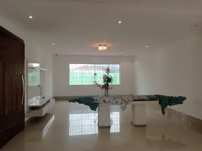 Casa com 3 Quartos para alugar, 200m² no Campestre, Santo André
