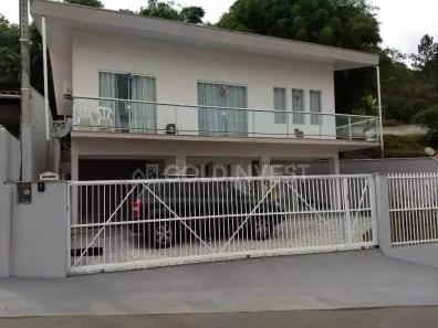 Casa com 2 Quartos à venda, 232m² no Primeiro de Maio, Brusque