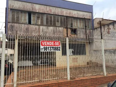 Casa com 3 Quartos à venda, 400m² no Centro, São José do Rio Preto