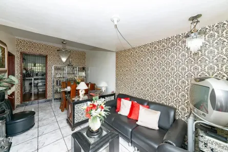 Casa com 14 Quartos à venda, 570m² no Bonfim, Belo Horizonte