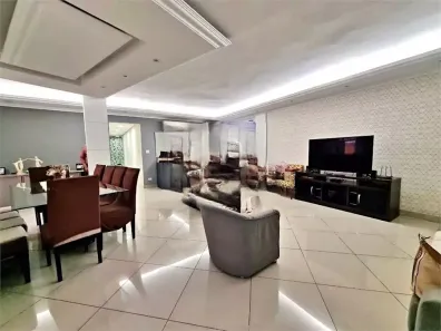 Casa com 3 Quartos à venda, 183m² no Ponta da Praia, Santos